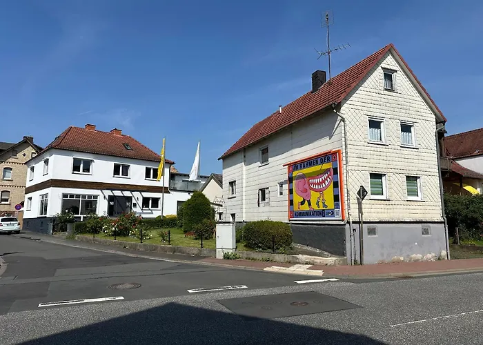 Neu! Einfaches Zimmer - Einfacher Preis In Lohra, Hessen - Ideal Fuer Vertreter - Monteure - Wanderer - Radler - Wc Mit Waschbecken φωτογραφία