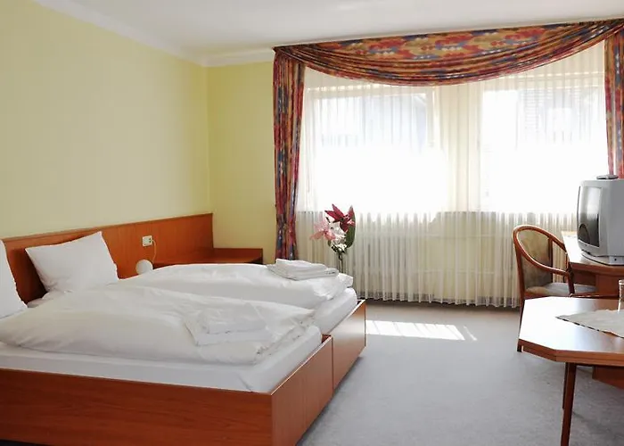 Hotel Hessischer Hof Kirchhain photo