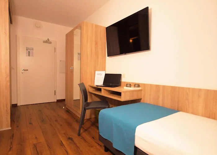 Hotel Traumfabrik Buettelborn photo